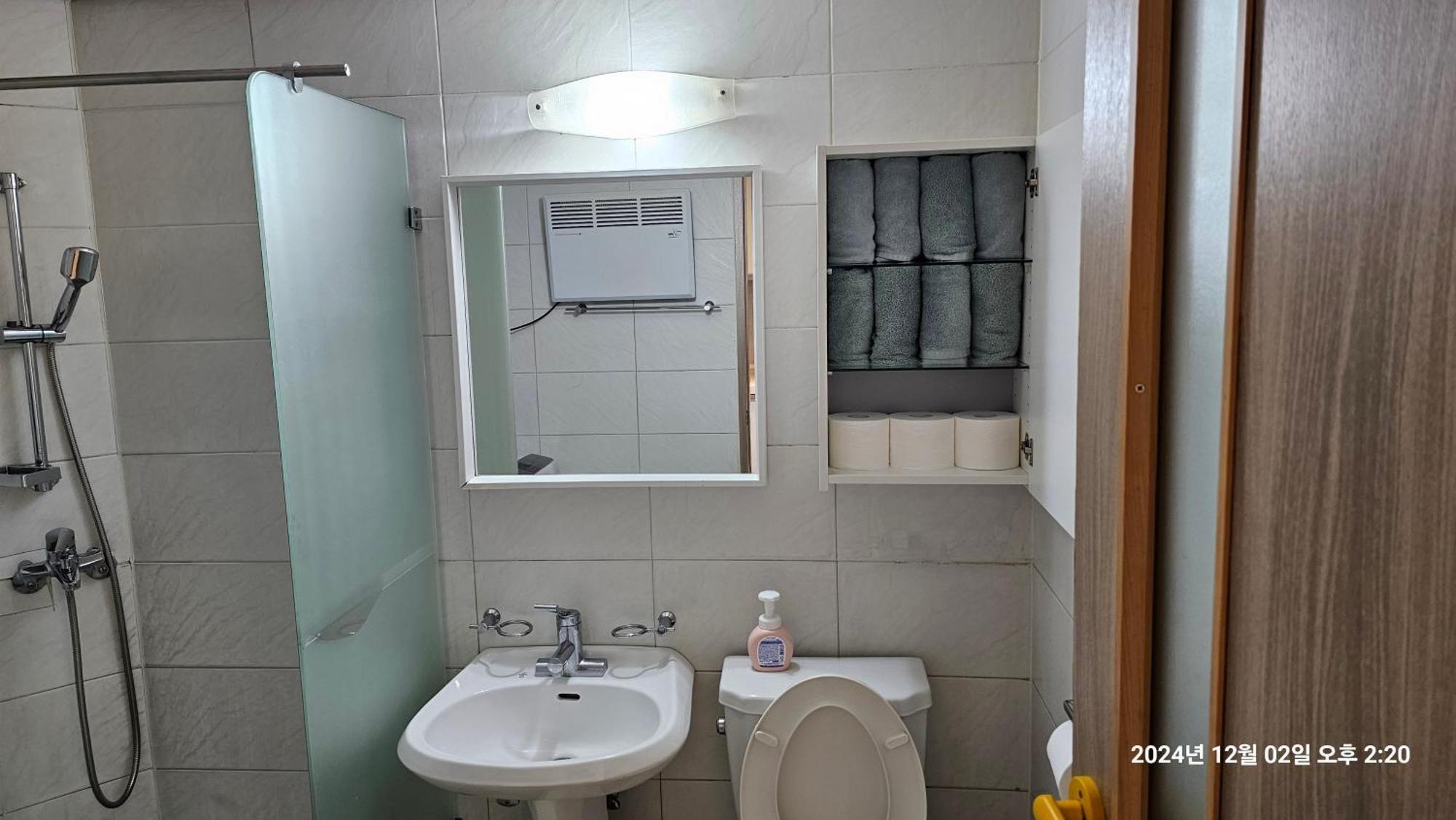 Hongdae Residence-2 1Min From Hongik Uni Station Exit #1 Seul Zewnętrze zdjęcie